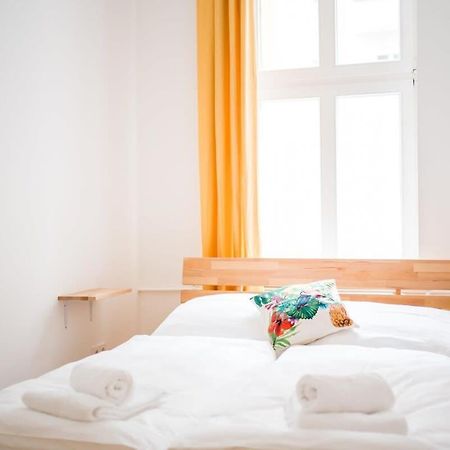 Spacious 3Br Plus Ac Self Check-In Street Parking Berlin Exteriör bild